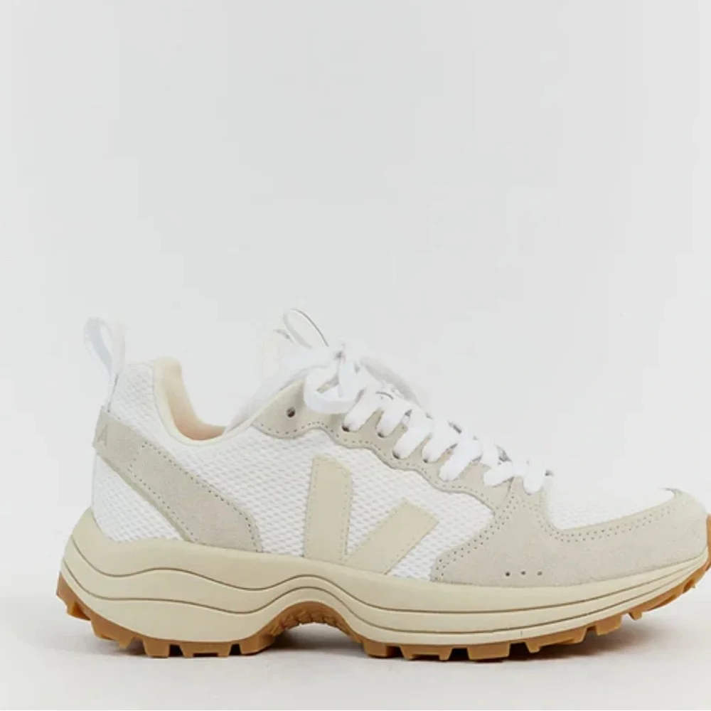 VEJA VENTURI WHITE PIERRE NATURAL